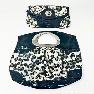 Stylish Black and White Leopard Print Women's Bag Set